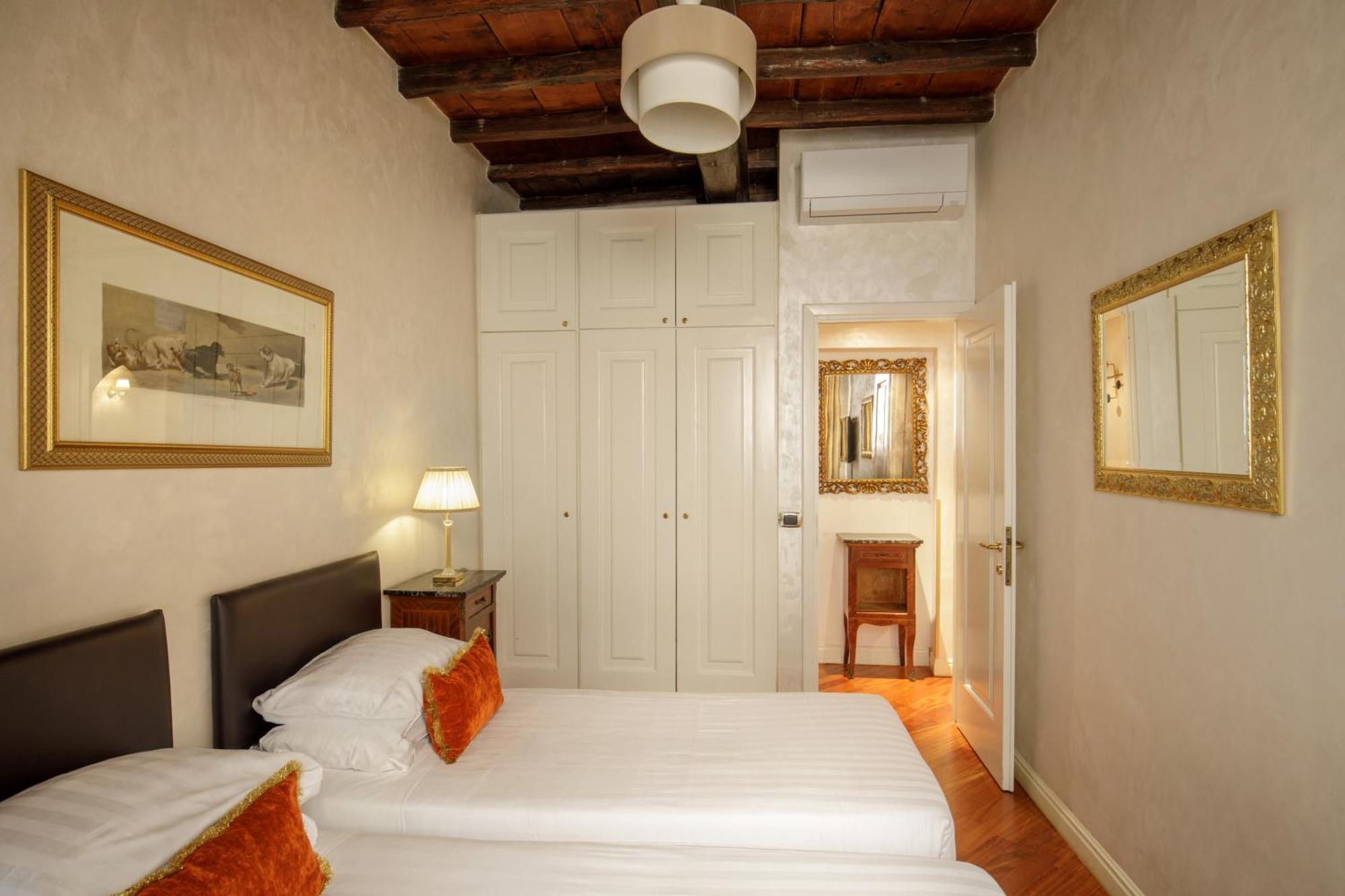 Condotti Corner Apartment Piazza Di Spagna Rome Extérieur photo